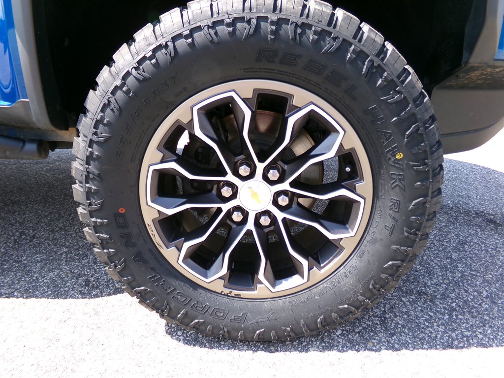 2021 Chevrolet Colorado ZR2 - Photo 37
