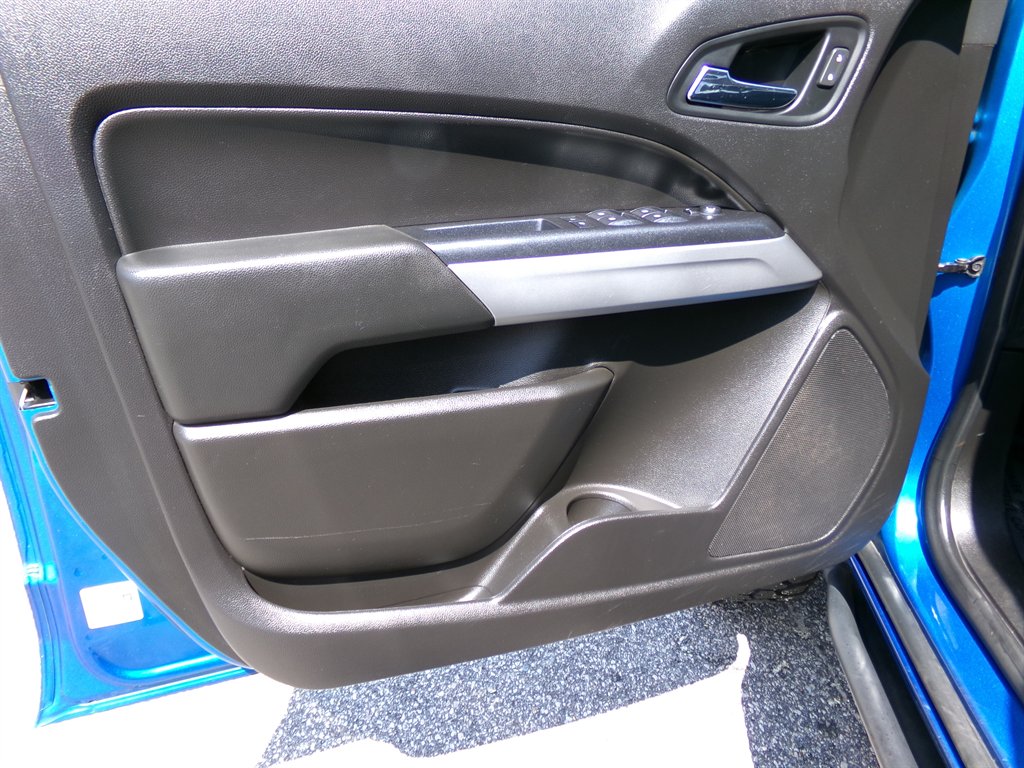 2021 Chevrolet Colorado ZR2 - Photo 10