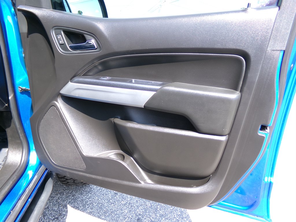 2021 Chevrolet Colorado ZR2 - Photo 13