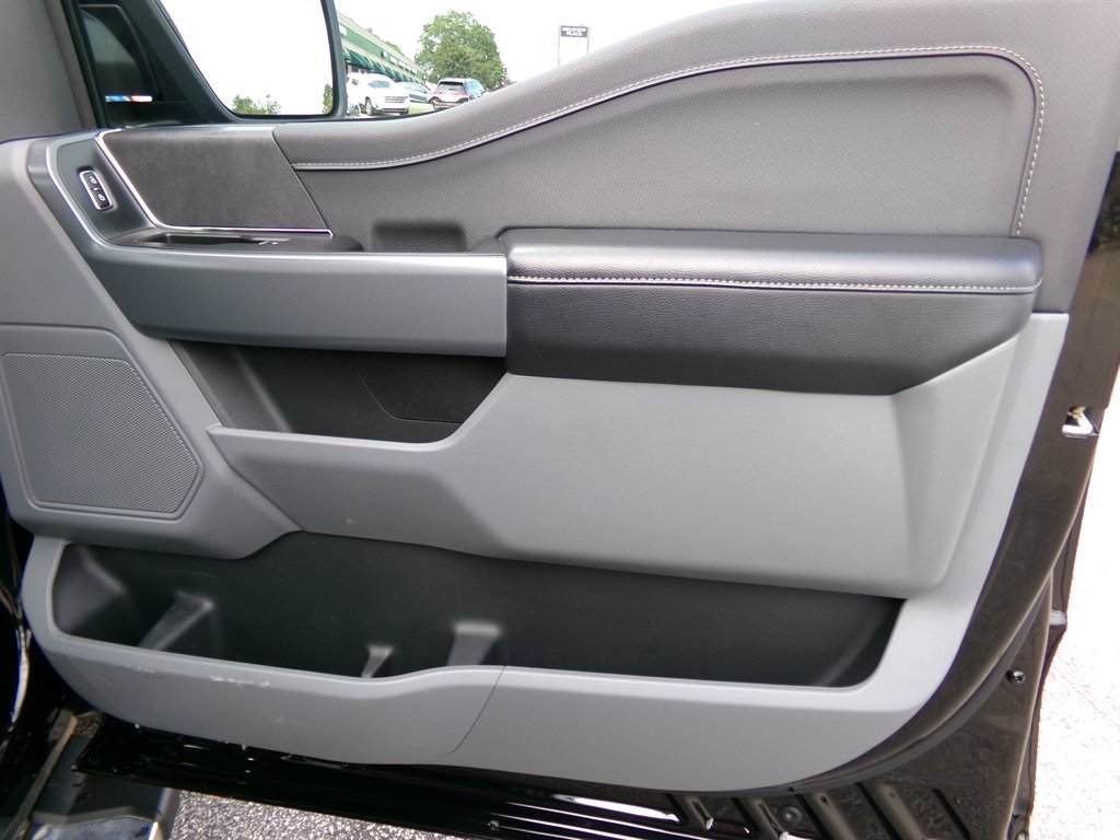 2024 Ford F-150 XLT - Photo 13
