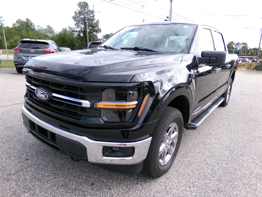 2024 Ford F-150 XLT's photo