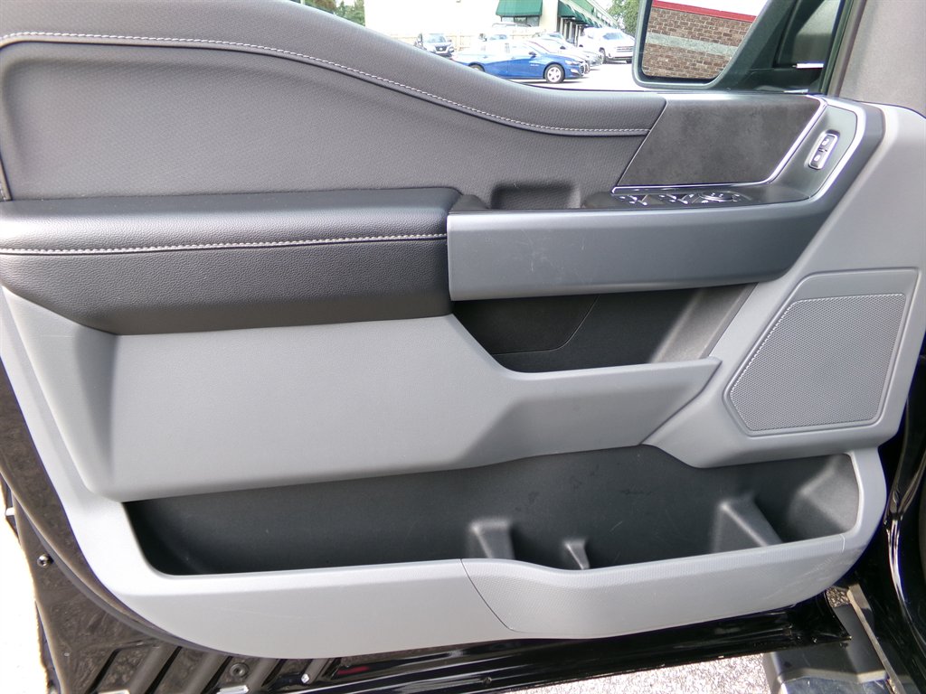 2024 Ford F-150 XLT - Photo 9