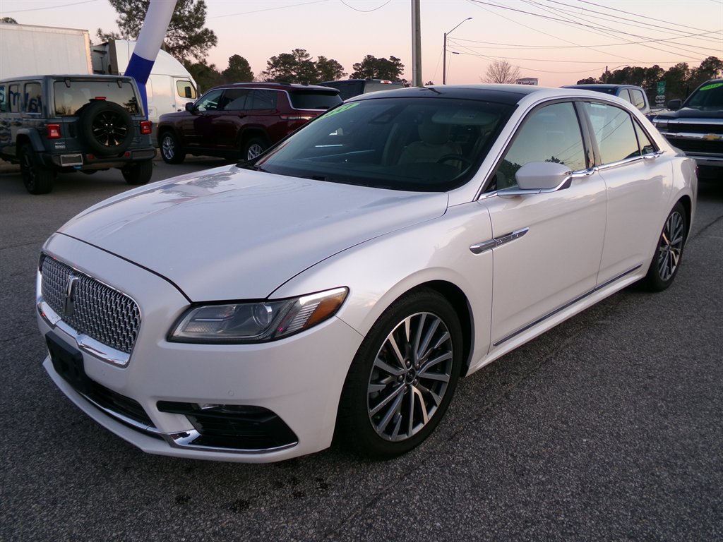 2017 Lincoln Continental Select