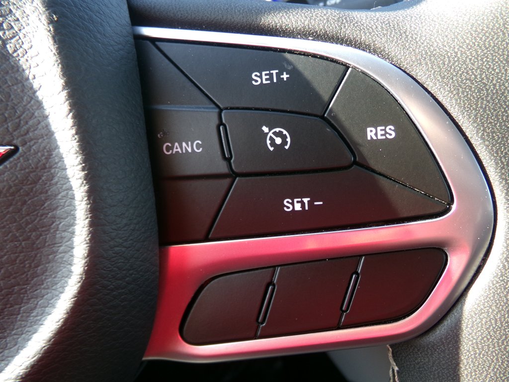 2022 Chrysler Voyager LX - Photo 31