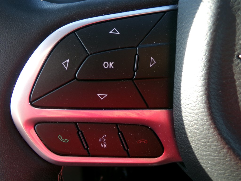 2022 Chrysler Voyager LX - Photo 29