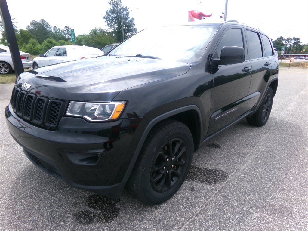 2021 Jeep Grand Cherokee Laredo E 4WD's photo