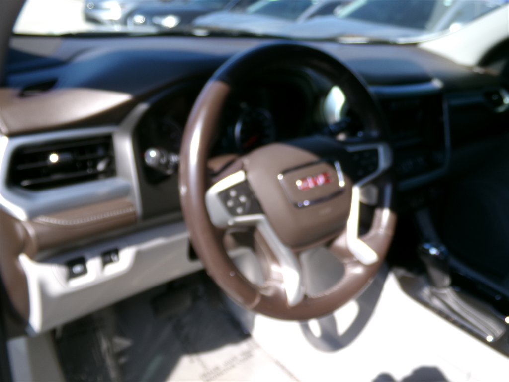 2019 GMC Acadia SLT-1 - Photo 13