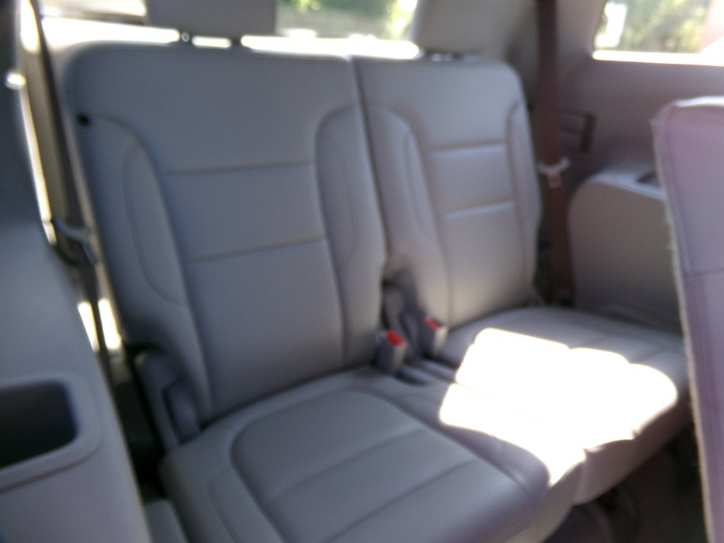 2019 GMC Acadia SLT-1 - Photo 23
