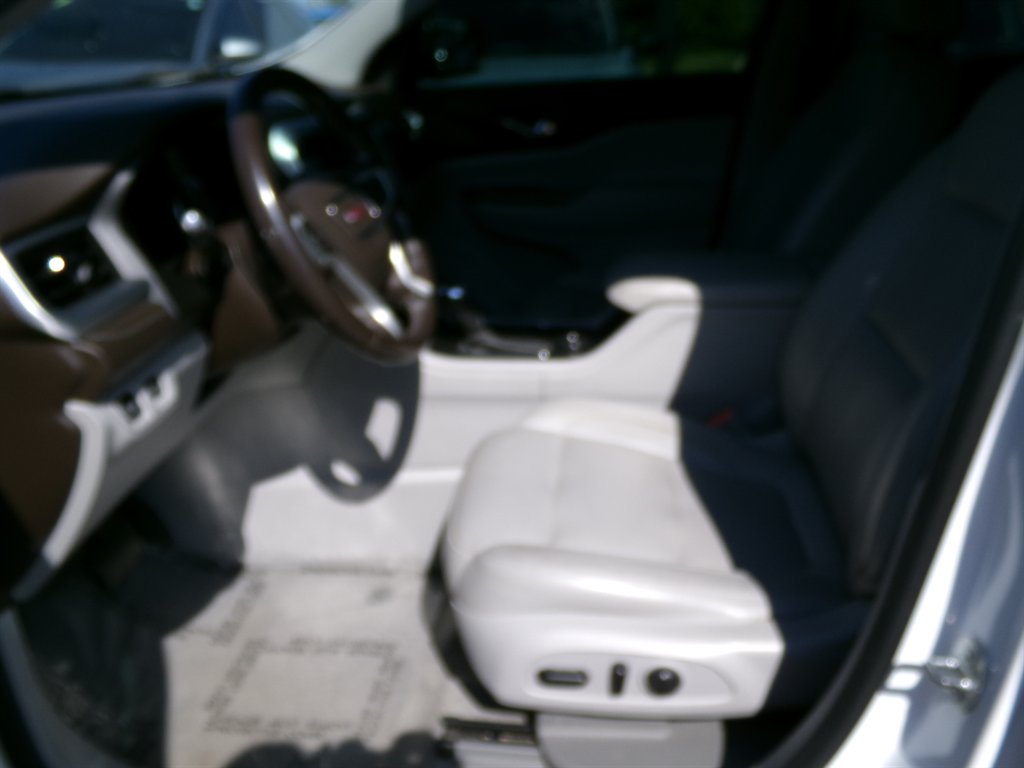 2019 GMC Acadia SLT-1 - Photo 11