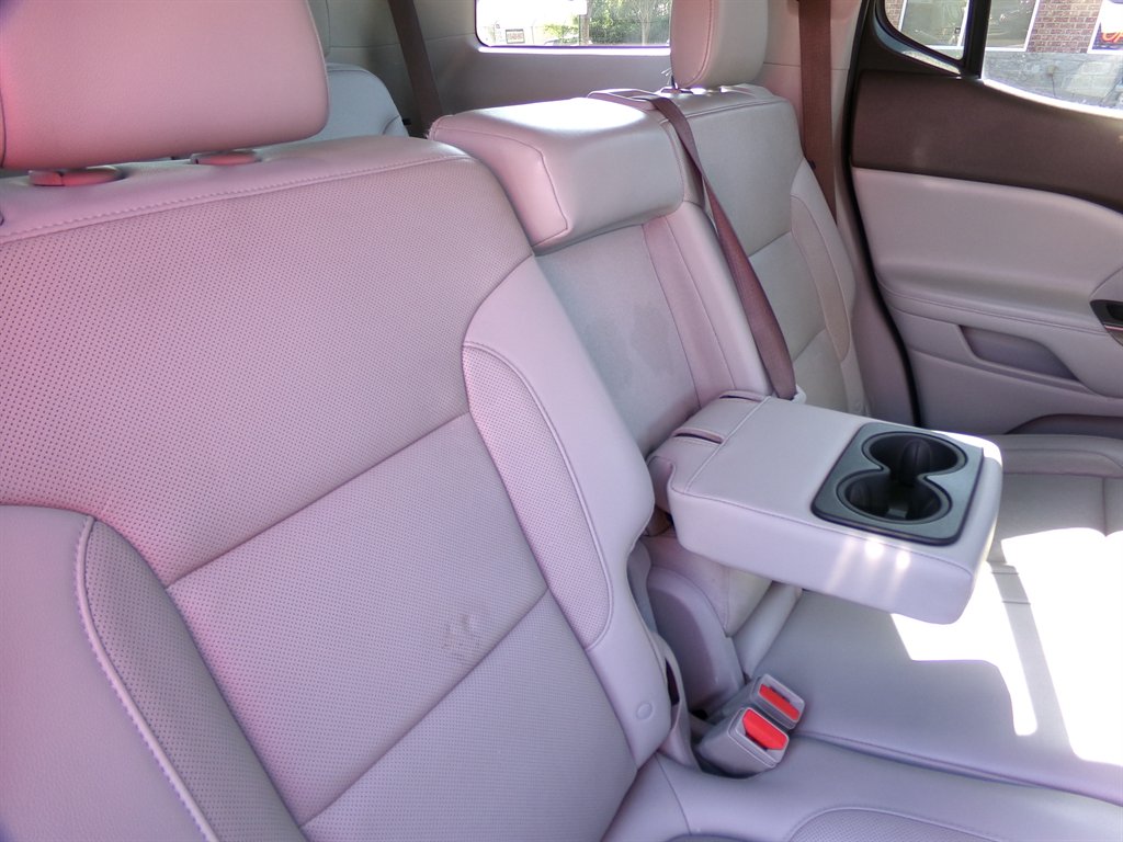 2019 GMC Acadia SLT-1 - Photo 22