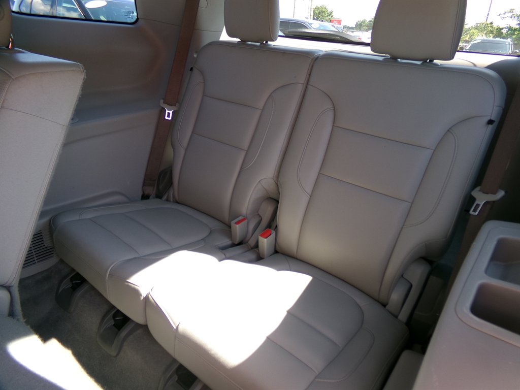 2019 GMC Acadia SLT-1 - Photo 19
